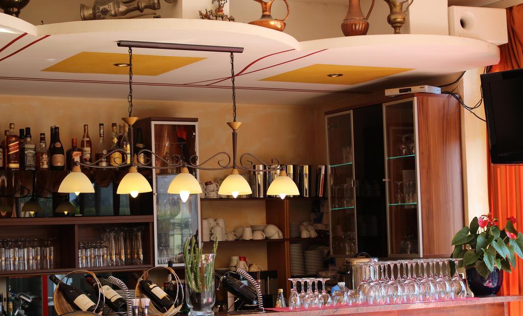 Legend Hotel Biebesheim am Rhein Εξωτερικό φωτογραφία