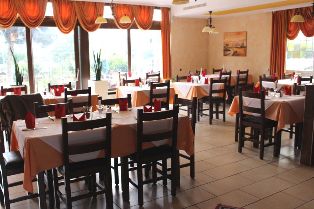 Legend Hotel Biebesheim am Rhein Εξωτερικό φωτογραφία