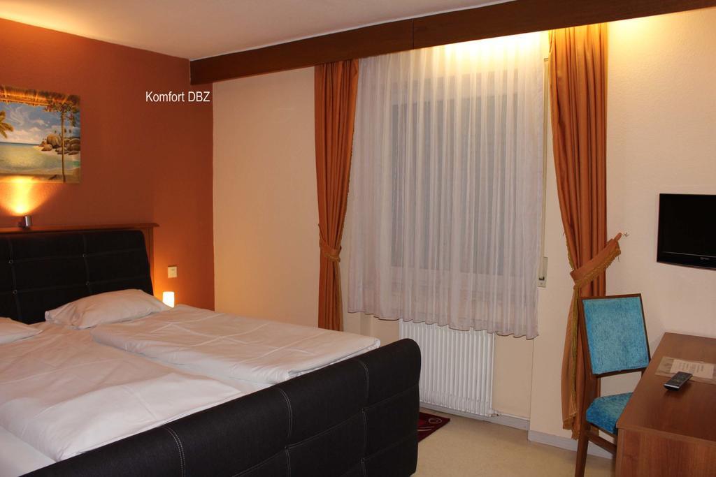 Legend Hotel Biebesheim am Rhein Δωμάτιο φωτογραφία