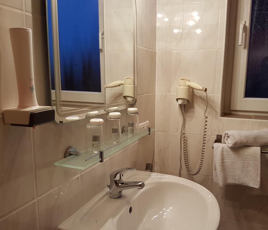 Legend Hotel Biebesheim am Rhein Εξωτερικό φωτογραφία
