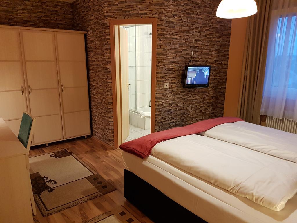 Legend Hotel Biebesheim am Rhein Εξωτερικό φωτογραφία